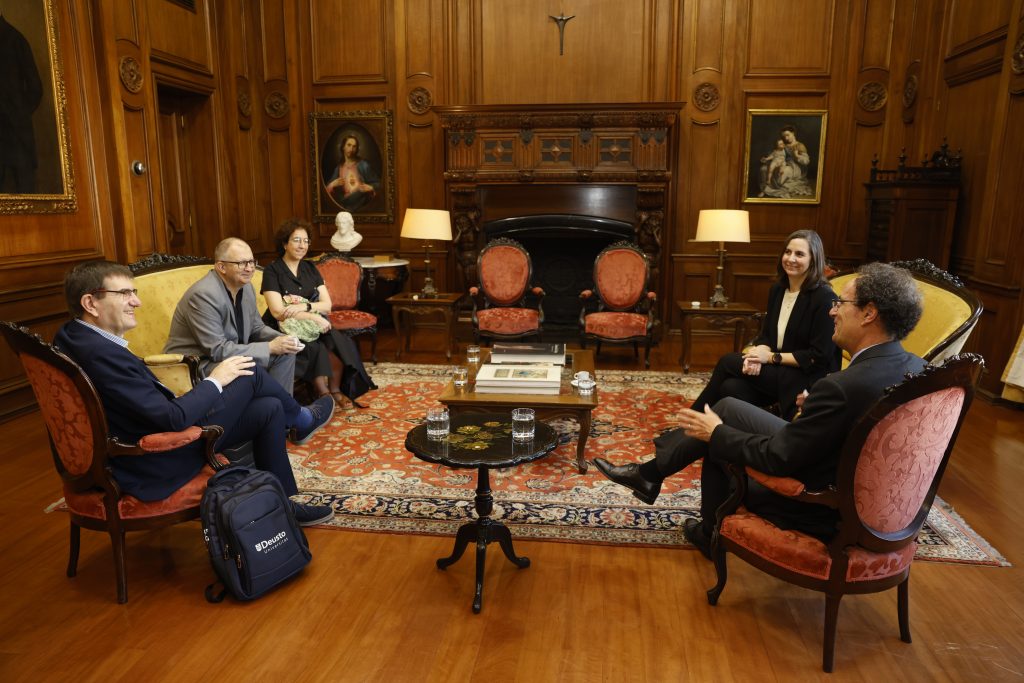 Autoridades U Deusto y UC