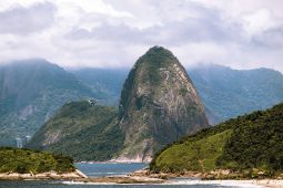 200 becas para magíster y doctorados en Brasil