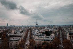 Postula a las becas para cursar un magíster o doctorado en Francia